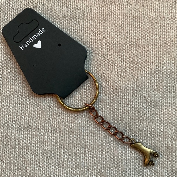 Handmade - Antique Bronze Keychain Roller Skates - Picture 1 of 5